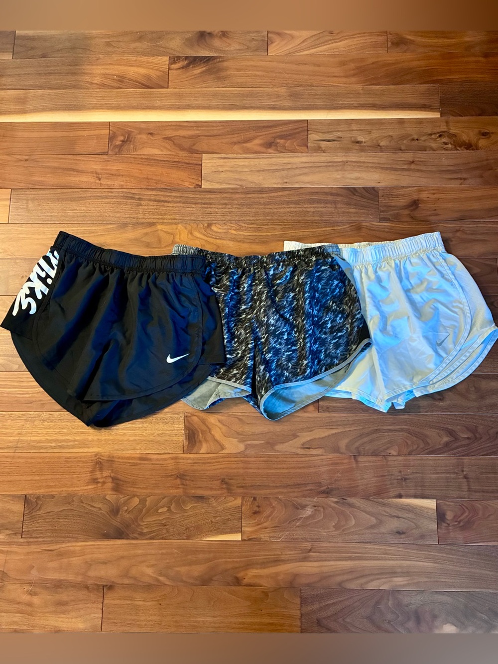 Lot NEW Nike tempo running gym shorts M